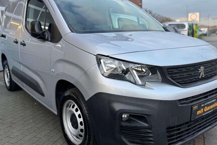 Peugeot Partner 234.350 km 8.850 &euro; Essen 45327