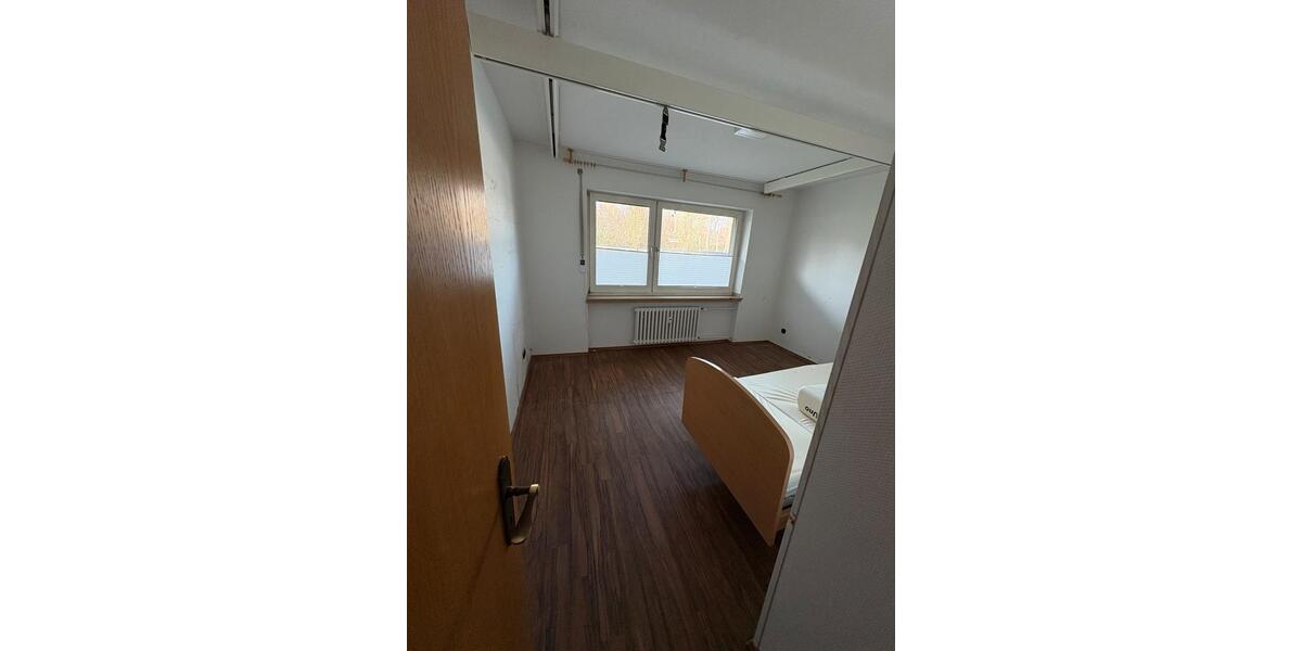 Erdgeschoßwohnung Mülheim an der Ruhr Rechtsruhr-Nord - 3 Zimmer, 70 m&sup2;, 680&euro; | Angebot:25368065