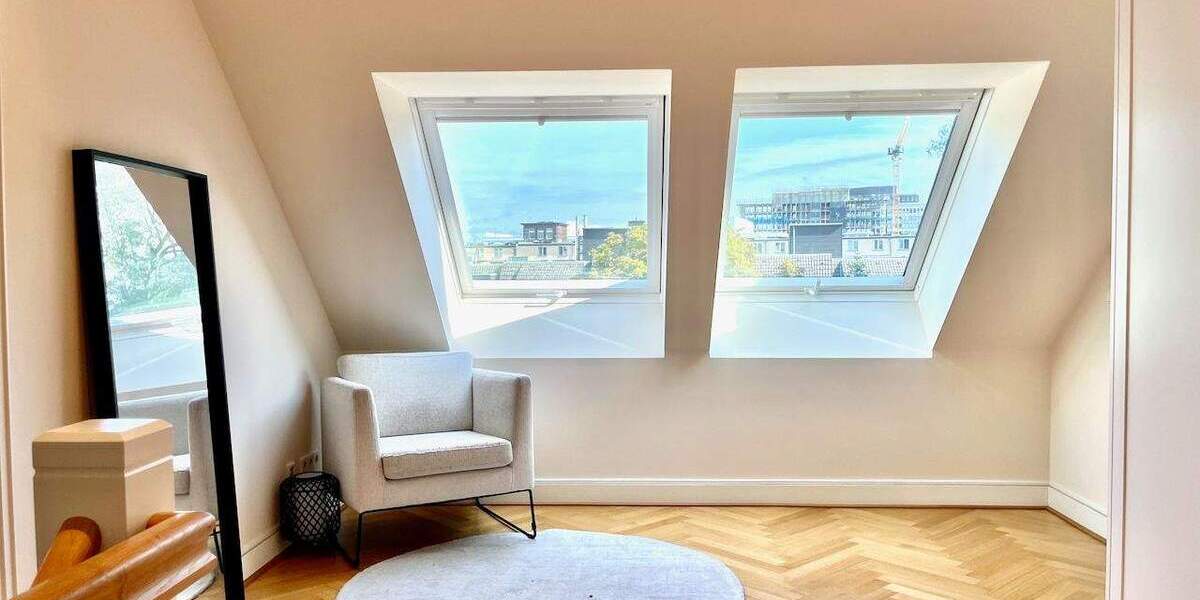 Cecilienallee: Premium-Maisonette mit Rheinblick, Klima, Einbauküche und Tiefgarage 3 zimmer