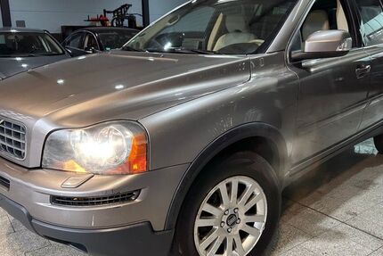 Volvo XC90 190.000 km 8.990 &euro; Duisburg 47059