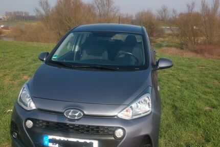Hyundai i10 24.954 km 8.950 &euro; Duisburg 47228