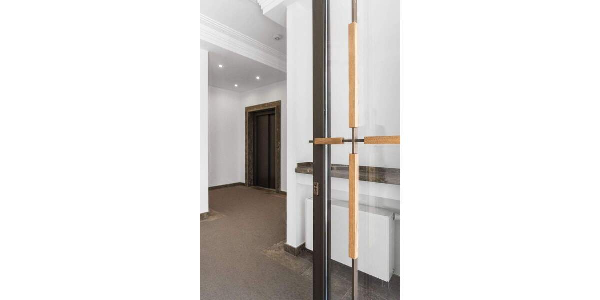 Etagenwohnung Düsseldorf Friedrichstadt - 3 Zimmer, 162 m&sup2;, 2.500&euro; | Angebot:24855847