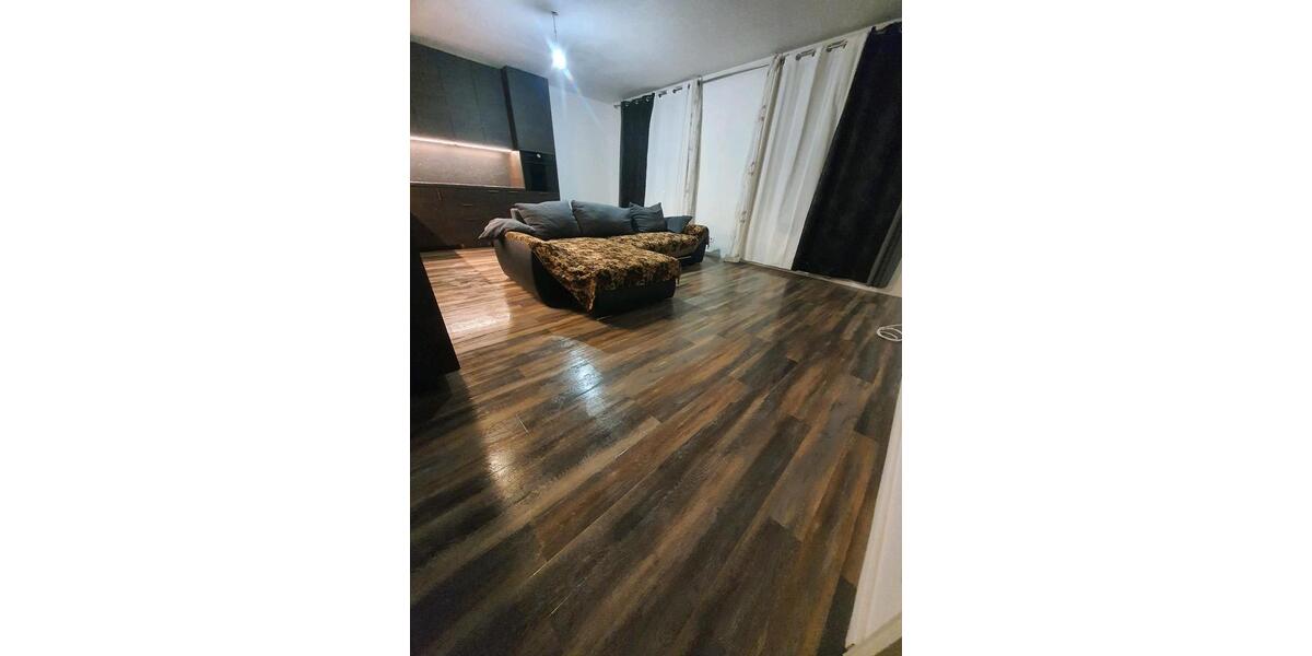 Etagenwohnung Essen Stadtbezirk III - 5 Zimmer, 134 m&sup2;, 1.480&euro; | Angebot:25407496