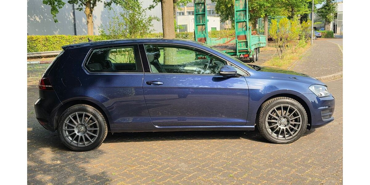 VW Golf 98.843 km 9.750 &euro; Dorsten 46282
