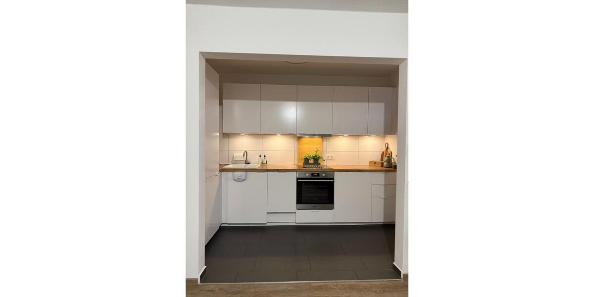 Helle 2-Zimmer-Wohnung mit Balkon in Düsseldorf | Untermiete 2 zimmer