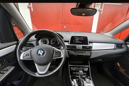 BMW 225 Active Tourer 90.000 km 16.000 &euro; Oberhausen 46117