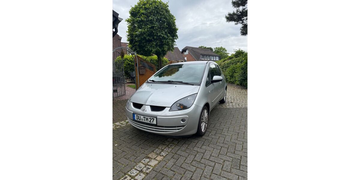 Mitsubishi Colt 122.238 km 3.300 &euro; Duisburg 47199