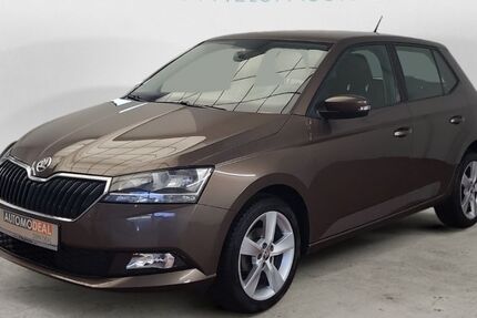 Skoda Fabia 52.572 km 12.248 &euro; Moers 47445
