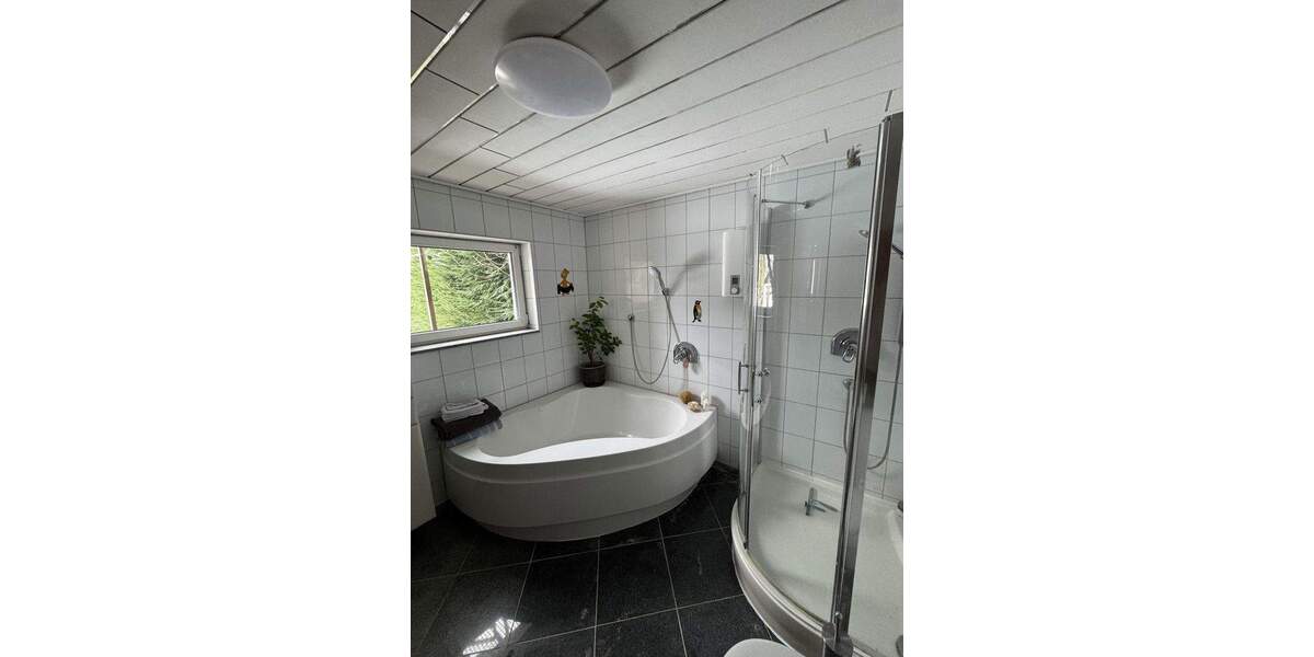 Doppelhaushälfte Moers Scherpenberg - 6 Zimmer, 126 m&sup2;, 270.000&euro; | Angebot:24582119