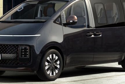 Hyundai STARIA 4.900 km 51.590 &euro; Herne 44653