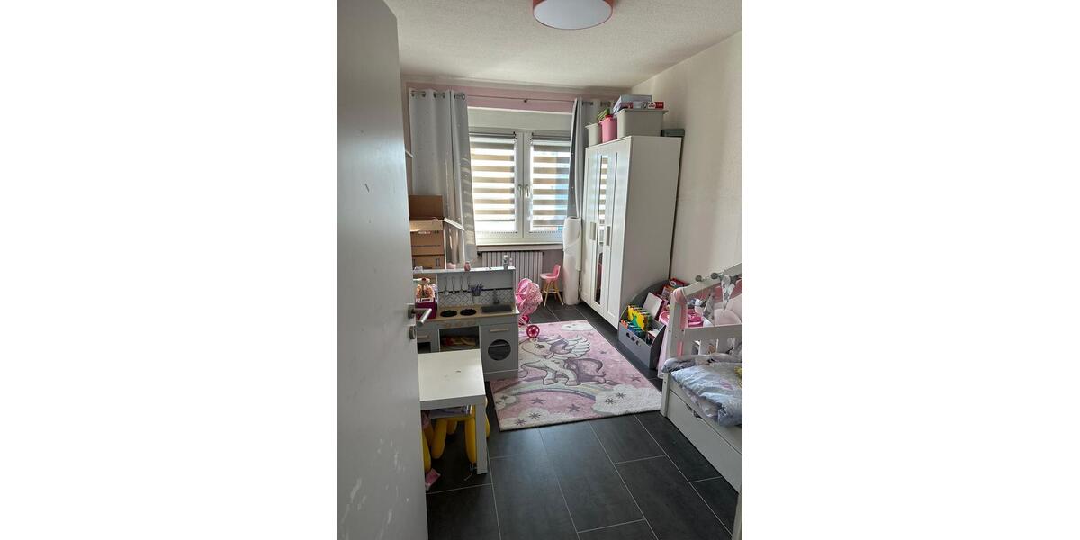 Erdgeschoßwohnung Gladbeck - 4 Zimmer, 85 m&sup2;, 850&euro; | Angebot:26262942