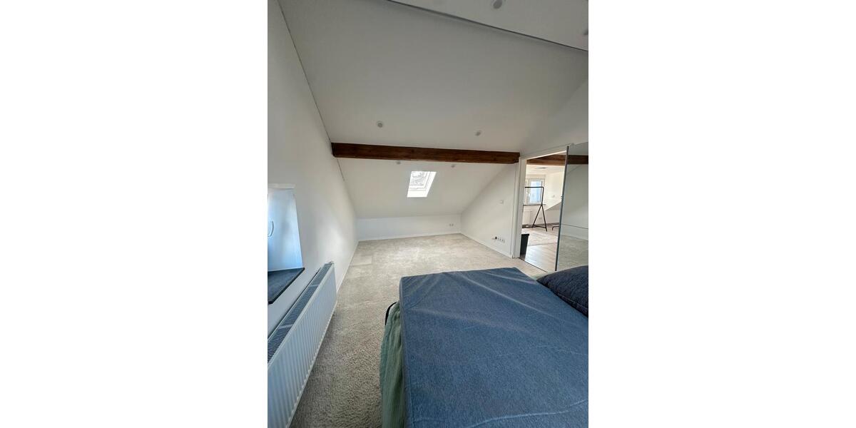 Exclusive Wohnung im Dachgeschoss im Loftstil zimmer