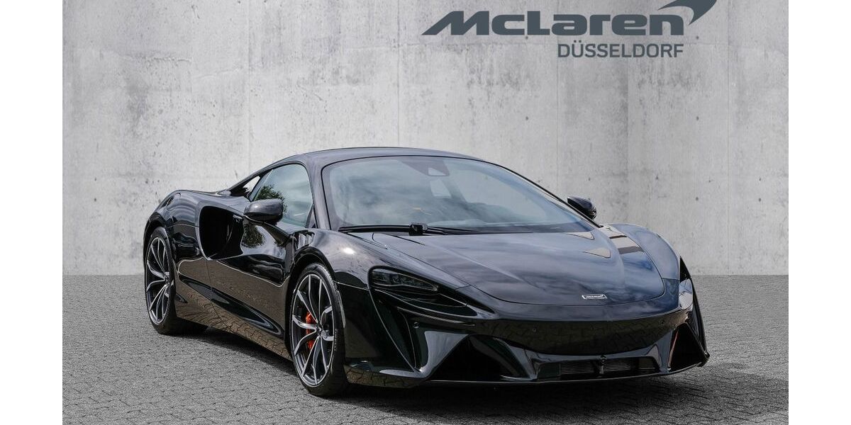 McLaren Artura 7.810 km 207.990 &euro; Düsseldorf 40476