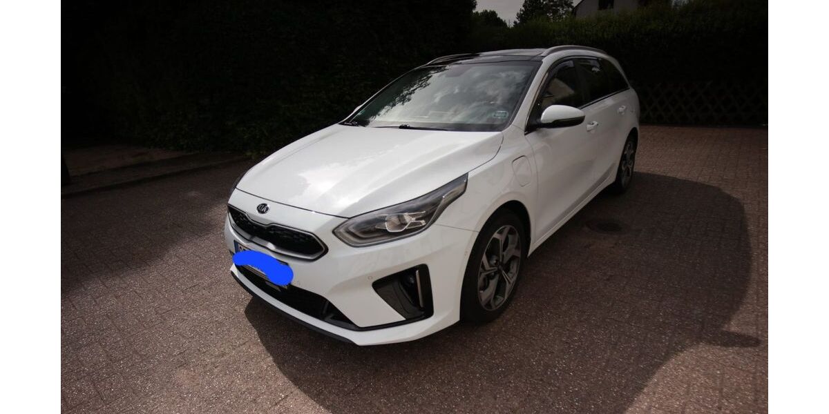 Kia ceed Sportswagon 54.000 km 22.600 &euro; Oberhausen 46119