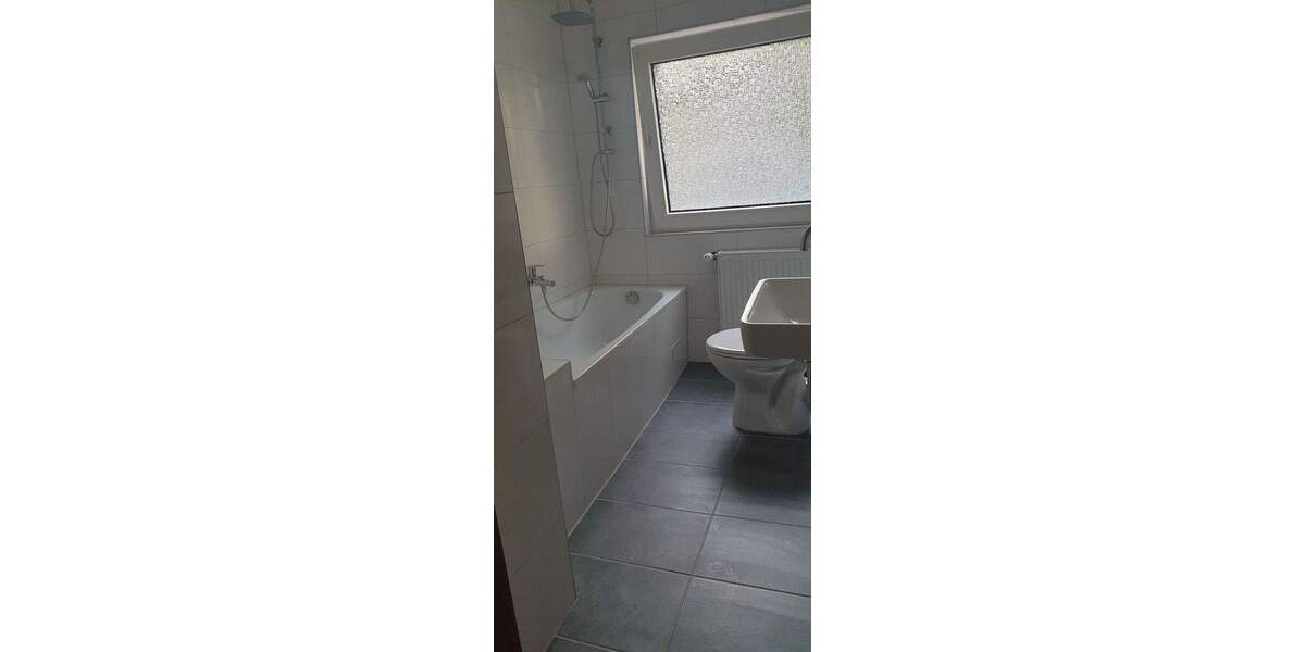 Etagenwohnung Bochum Riemke - 3 Zimmer, 98 m&sup2;, 833&euro; | Angebot:24808355