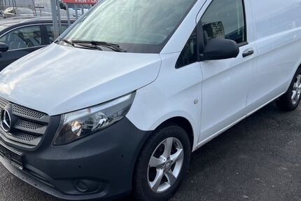 Mercedes-Benz Vito 210.822 km 15.887 &euro; Düsseldorf 40233