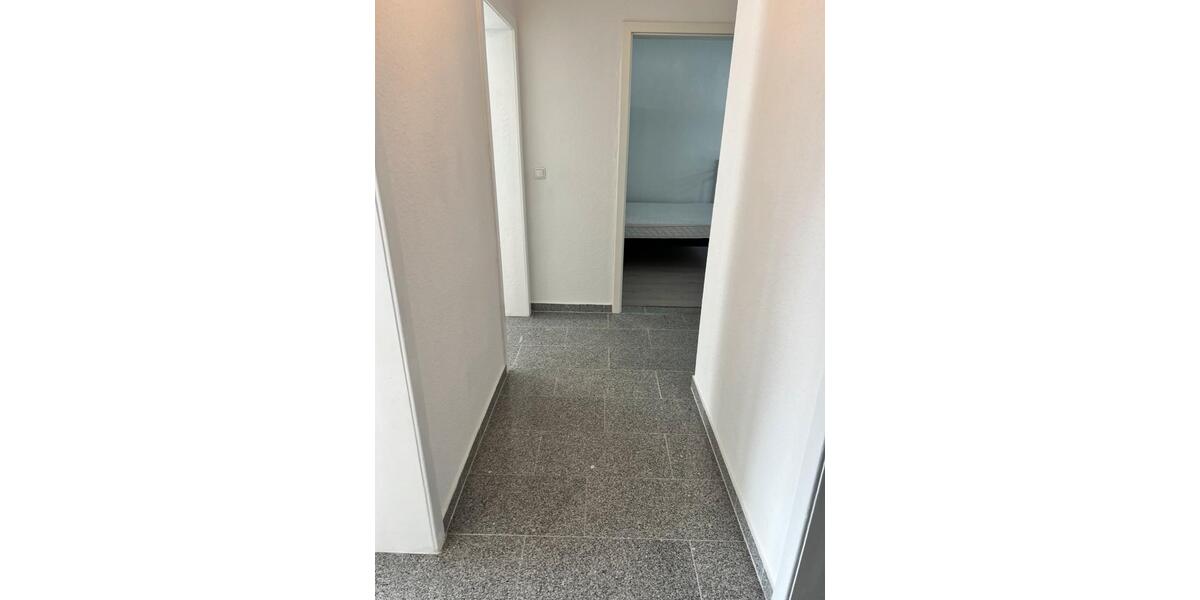 Helle 3‑Zimmer-Erdgeschosswohnung mit Balkon, saniert, 64,56 m 3 zimmer