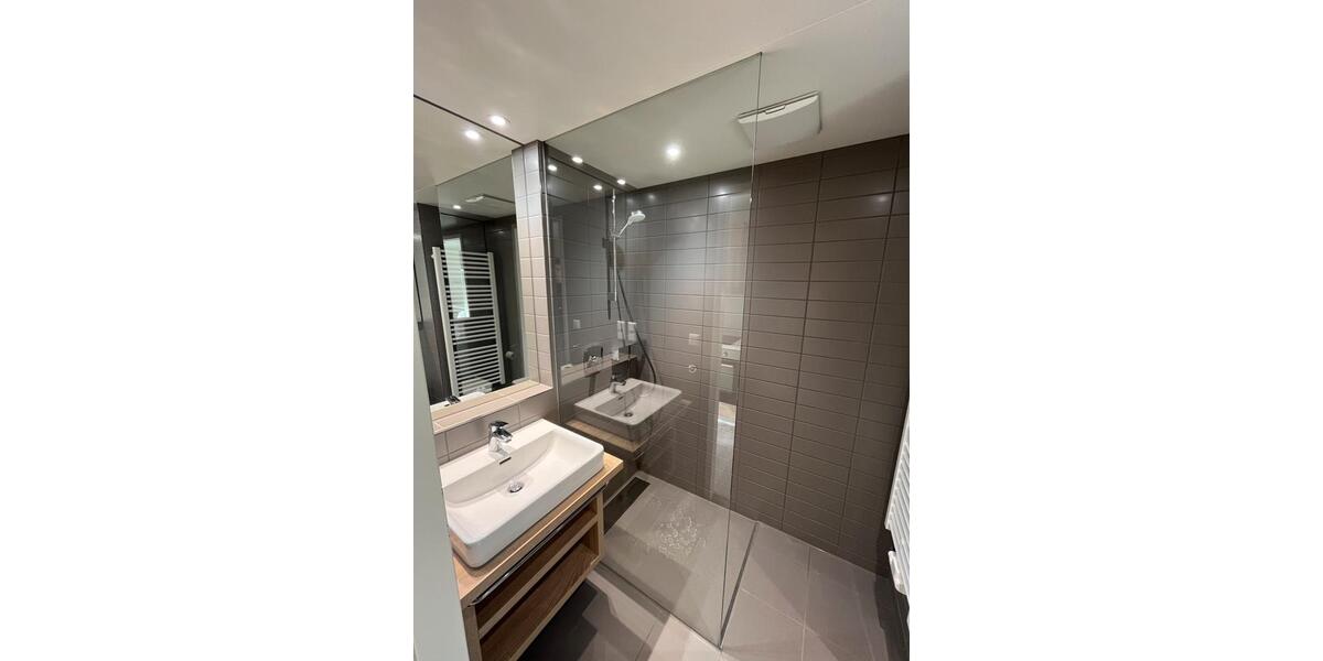 Etagenwohnung Essen Stadtkern - 1 Zimmer, 19 m&sup2;, 445&euro; | Angebot:25433407