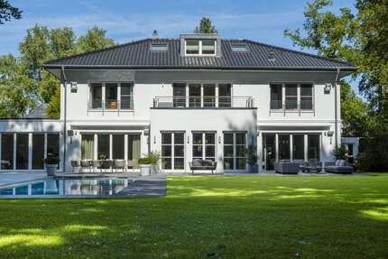 Haus zum Kaufen in Meerbusch 6.200.000 € 825 m² 12 zimmer