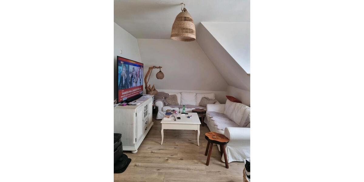 Dachgeschoßwohnung Wülfrath - 2 Zimmer, 50 m&sup2;, 700&euro; | Angebot:25417021