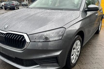 Skoda Fabia 45.210 km 10.999 &euro; Essen 45326
