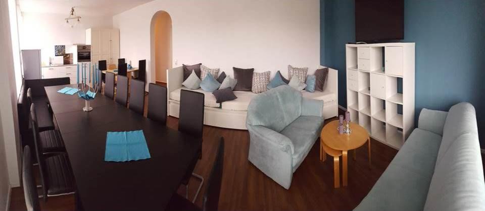 3-Zimmer-Wohnung mit großem Balkon und Sauna in zentraler Lage – 3 zimmer