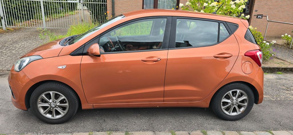 Hyundai i10 47.500 km 6.700 &euro; Krefeld 47809