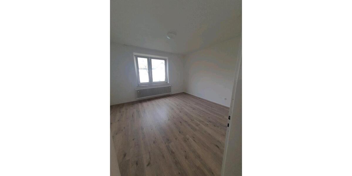 Etagenwohnung Gelsenkirchen - 2 Zimmer, 67 m&sup2;, 82.000&euro; | Angebot:25638277