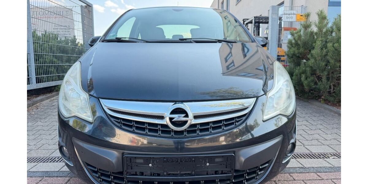 Opel Corsa 175.657 km 2.799 &euro; Oberhausen 46047