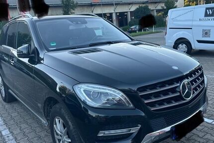 Mercedes-Benz ML 350 271.000 km 12.990 &euro; Herne 44651