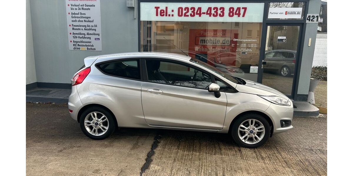 Ford Fiesta 26.650 km 7.700 &euro; Bochum 44795