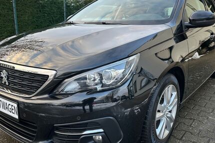 Peugeot 308 114.300 km 8.880 &euro; Neukirchen-Vluyn 47506