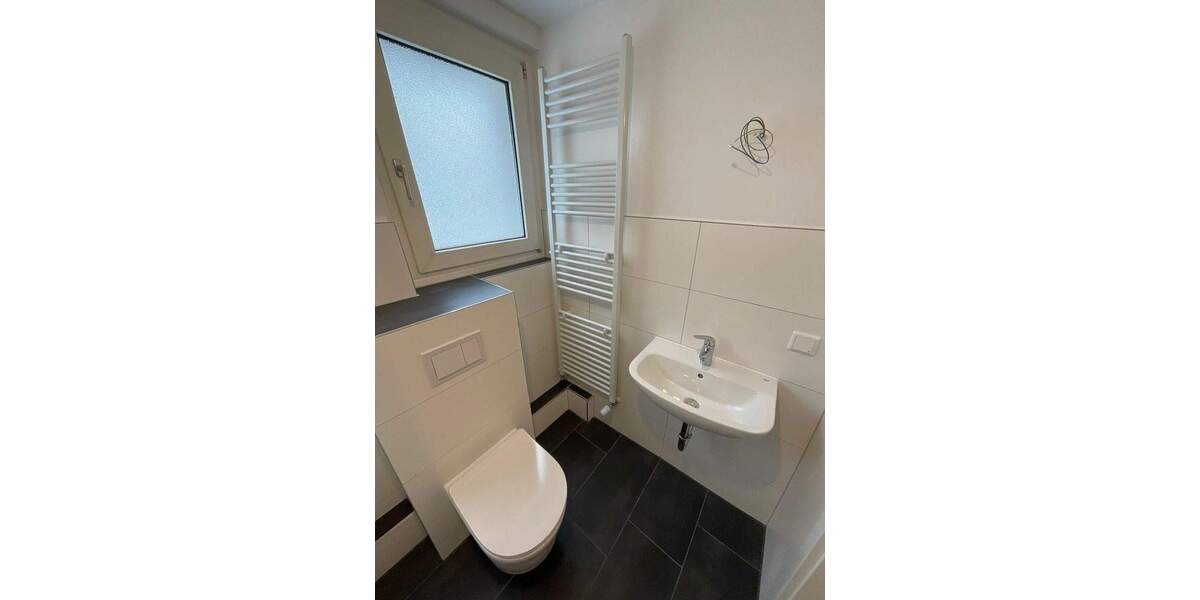 Kernsaniertes Schmuckstück mit hochwertigem Parkettboden 2 zimmer