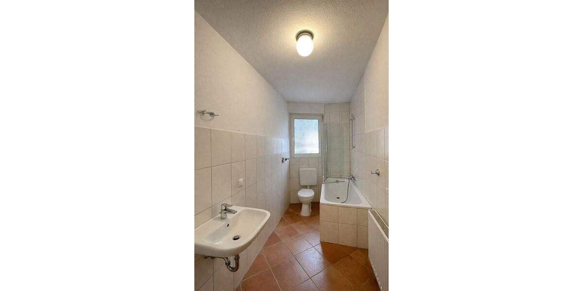 Etagenwohnung Essen Holsterhausen - 3 Zimmer, 69 m&sup2;, 700&euro; | Angebot:25571132