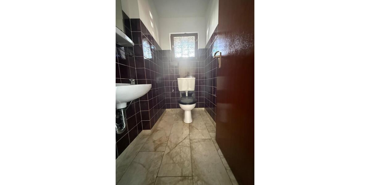 Erdgeschoßwohnung Neukirchen-Vluyn Vluyn - 4 Zimmer, 125 m&sup2;, 1.600&euro; | Angebot:26381616