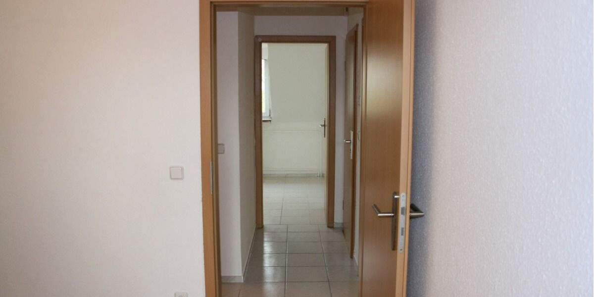 MEHRFAMILIENHAUS - 7 WOHNUNGEN - BO-CITY - GARTEN + AUSBAUPOTENZIAL 2 zimmer