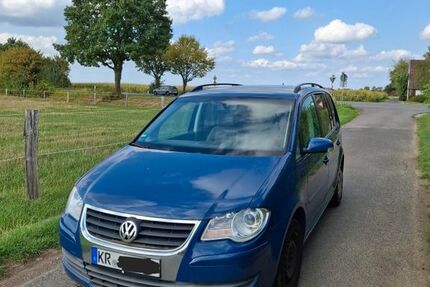 VW Touran 295.000 km 2.500 &euro; Krefeld 47839