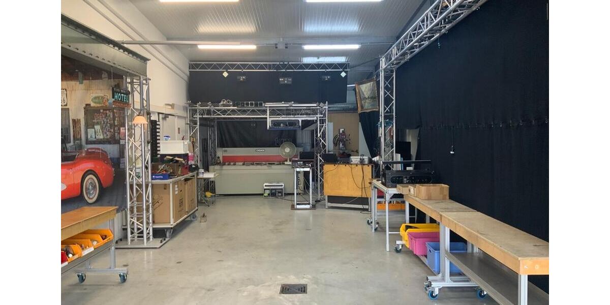 ...Ehrensache.. Moderne Lagerhalle in Herne zimmer