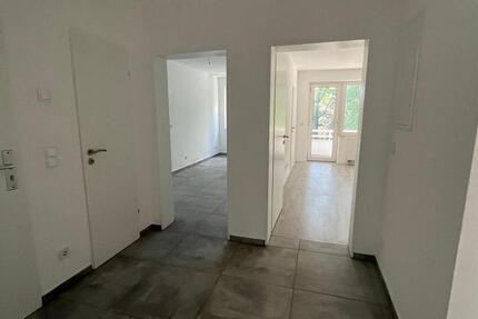 sanierte 3- Zimmer-Wohnung mit Balkon ! zimmer