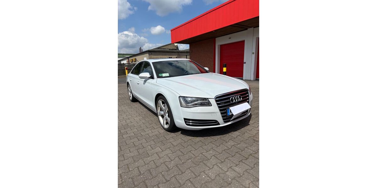 Audi A8 108.000 km 21.900 &euro; Krefeld 47798