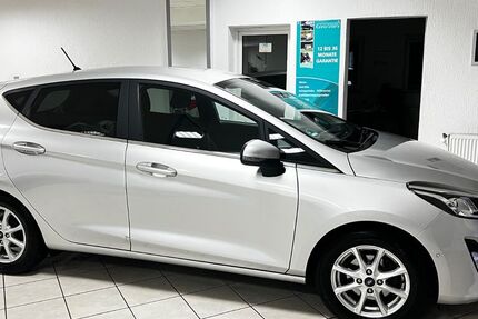 Ford Fiesta 49.600 km 12.999 &euro; Voerde 46562