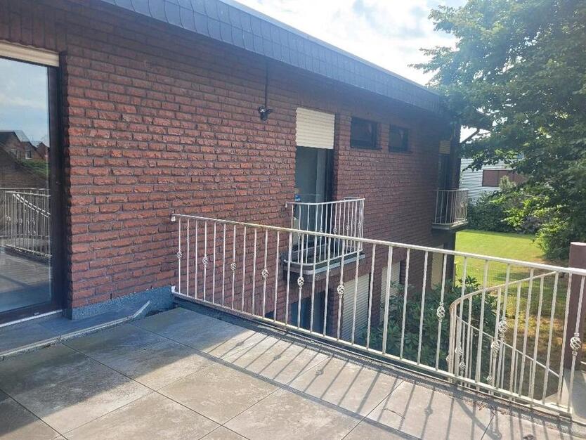 Arbeiten und Wohnen, großzügige Villa zur gewerblichen Nutzung