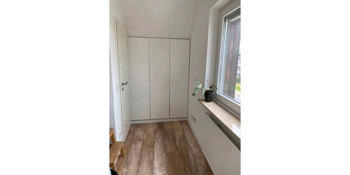 Dachgeschoßwohnung Bottrop Feldhausen - 1.5 Zimmer, 55 m&sup2;, 495&euro; | Angebot:26329327