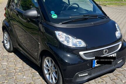 Smart ForTwo 33.000 km 7.900 &euro; Oberhausen 46117