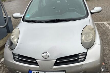 Nissan Micra 224.867 km 1.000 &euro; Oberhausen 46049
