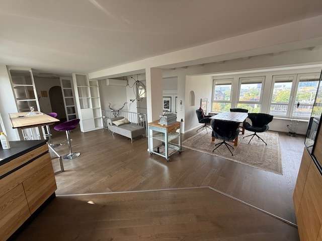 Wohnung zum Kaufen in Düsseldorf 1.020.000 € 142.5 m² 3 zimmer