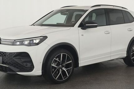 VW Tiguan 22.200 km 44.284 &euro; Düsseldorf 40233