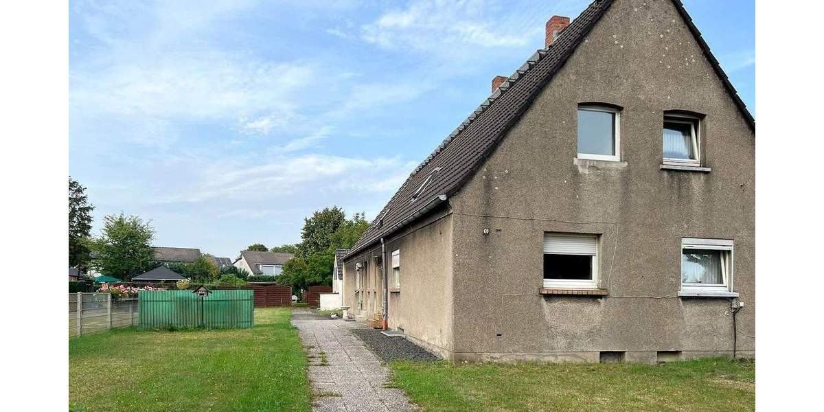 Mehrfamilienhaus, Wohnhaus Bottrop Eigen - 7 Zimmer, 94 m&sup2;, 195.000&euro; | Angebot:24834614