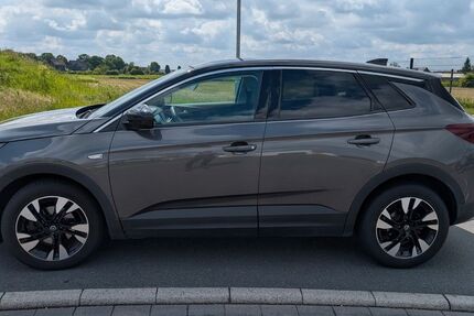 Opel Grandland (X) 94.000 km 10.420 &euro; Wesel 46483