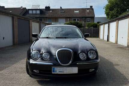 Jaguar S-Type 25.350 km 15.500 € Krefeld 47805